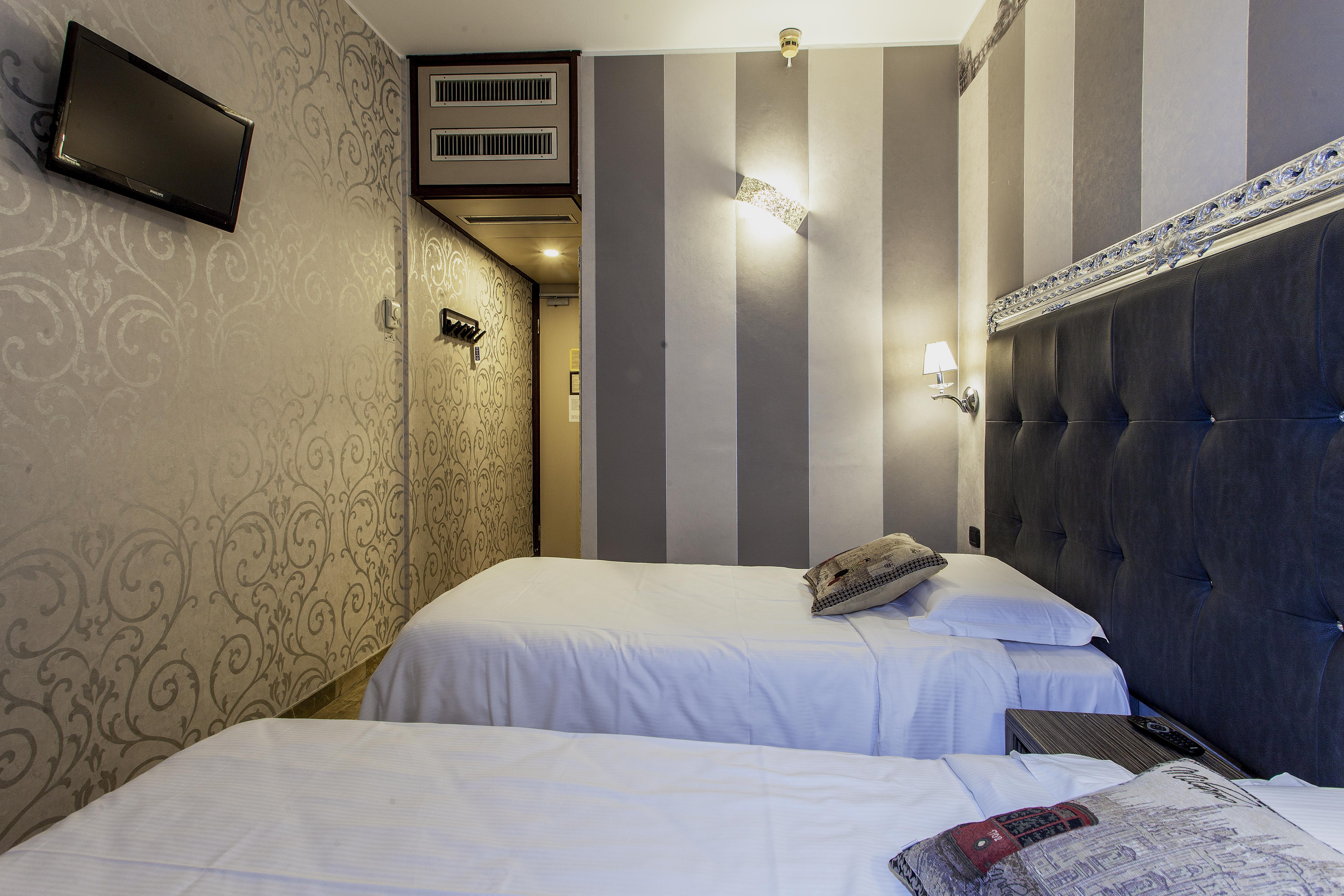 Canova Hotel Milan Luaran gambar