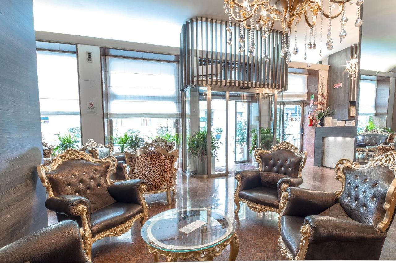 Canova Hotel Milan Luaran gambar