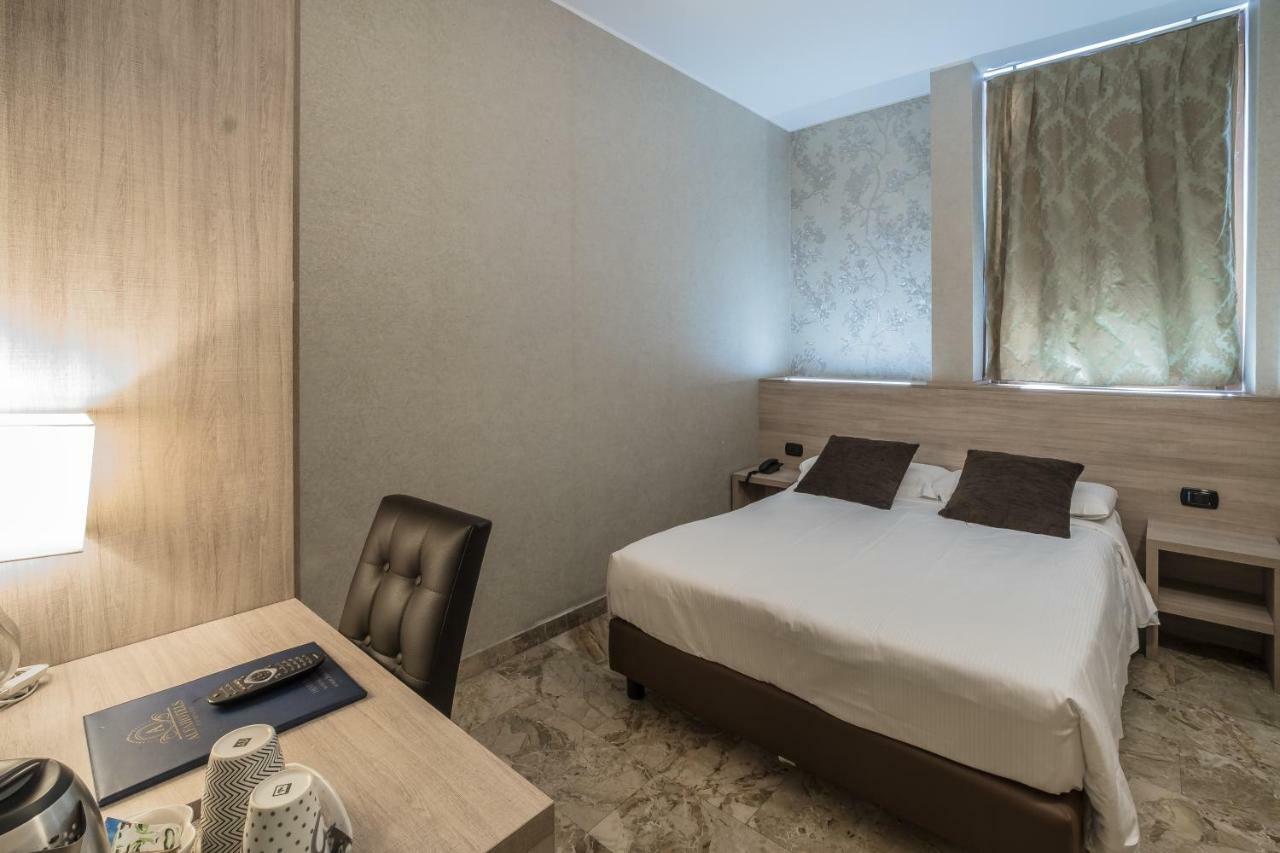 Canova Hotel Milan Luaran gambar