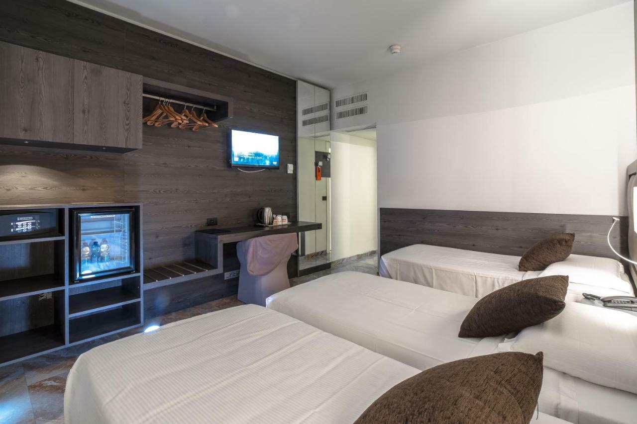 Canova Hotel Milan Luaran gambar