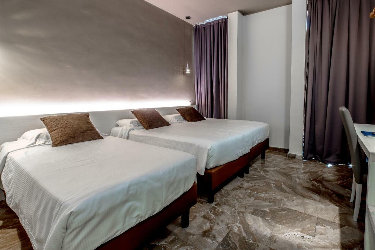 Canova Hotel Milan Luaran gambar